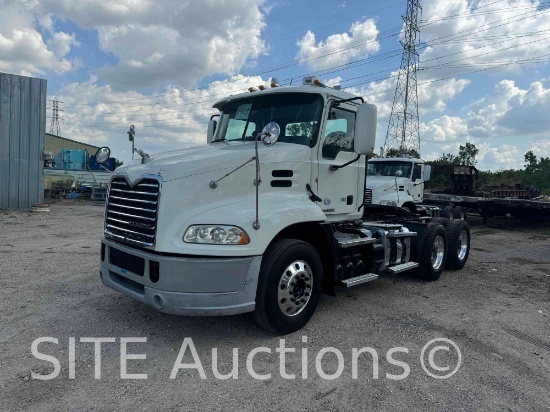 2013 Mack CXU613 T/A Daycab Truck Tractor