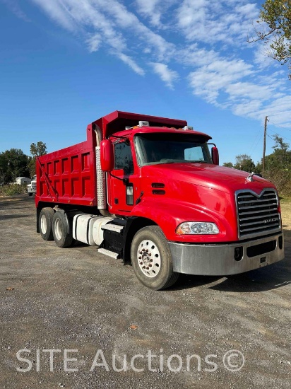 2017 Mack CXU613 T/A Dump Truck