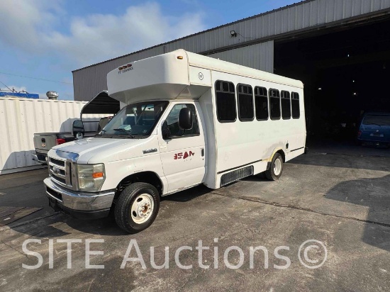 2009 Ford E450 Bus