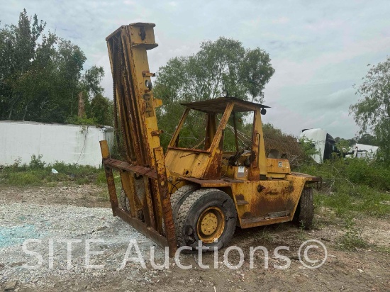 CAT V300 Forklift