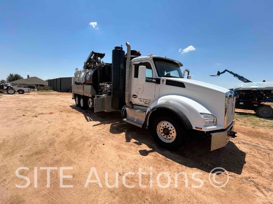 2018 Kenworth T880 Tri/A Hydrovac Truck