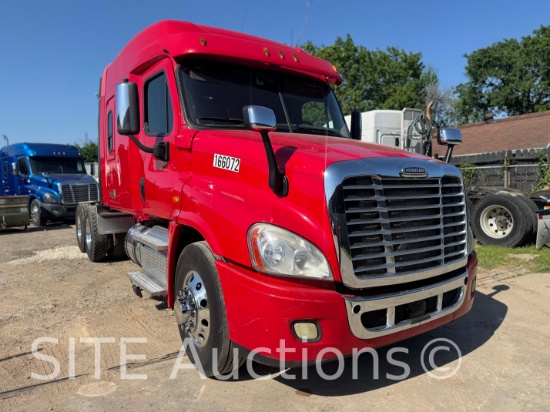 2017 Freightliner Cascadia T/A Sleeper Truck Tractor
