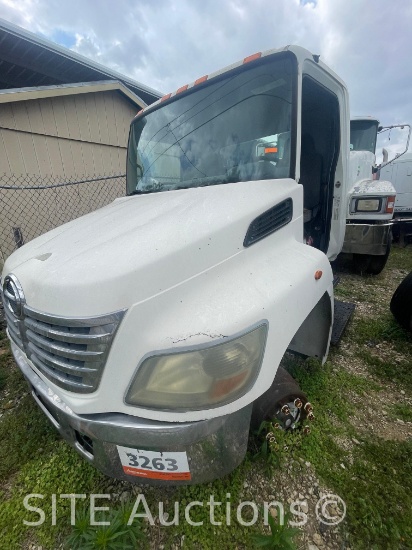 2010 Hino 268 Truck Cab