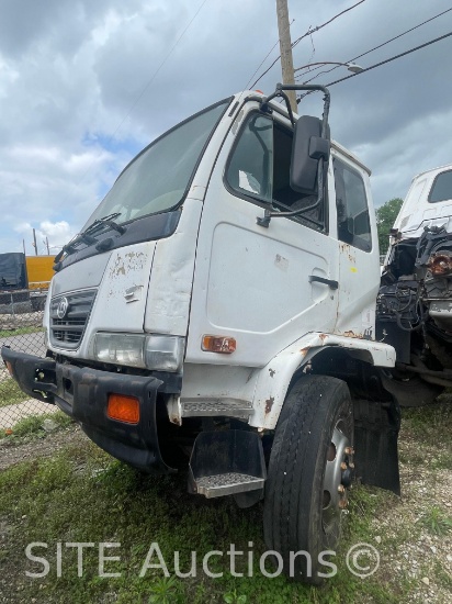 2007 Nissan UD Parts Truck