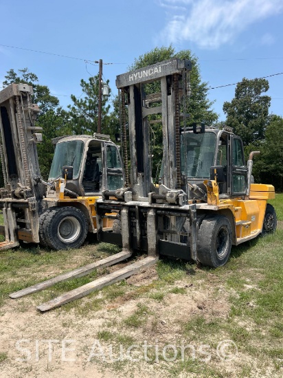 2018 Hyundai 160D-9 Pneumatic Tire Forklift