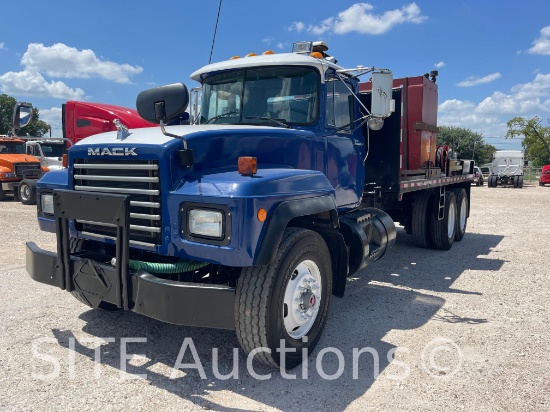 1998 Mack RD690S T/A Flatbed Truck