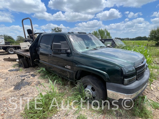 2005 Chevrolet Silverado 3500 Crew Cab Flatbed Truck