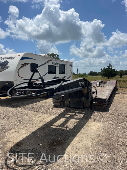 2010 Trail King Tri/A RGN Lowboy Trailer