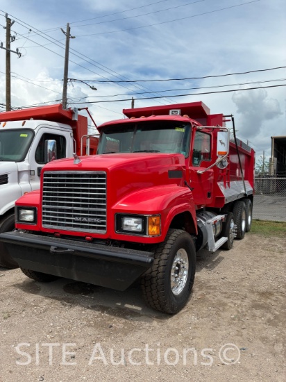 2015 Mack CHU613 Tri/A Dump Truck