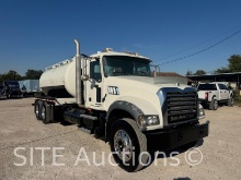 2008 Mack GU713 T/A Vacuum Truck