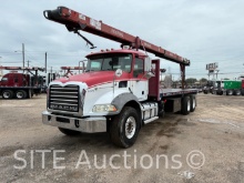 2013 Mack GU813 T/A Conveyor Truck