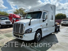 2016 Freightliner Cascadia T/A Sleeper Truck Tractor
