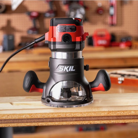 SKIL 1/4-IN AND 1/2-IN 2-HP VARIABLE SPEED FIXED CORDED ROUTER (TOOL ONLY)
