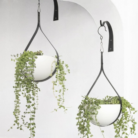 HAJIA 2 PACK WATERDROP HANGING PLANTERS, BLACK IRON PLANT HANGERS WITH NON-DETACHABLE POTS