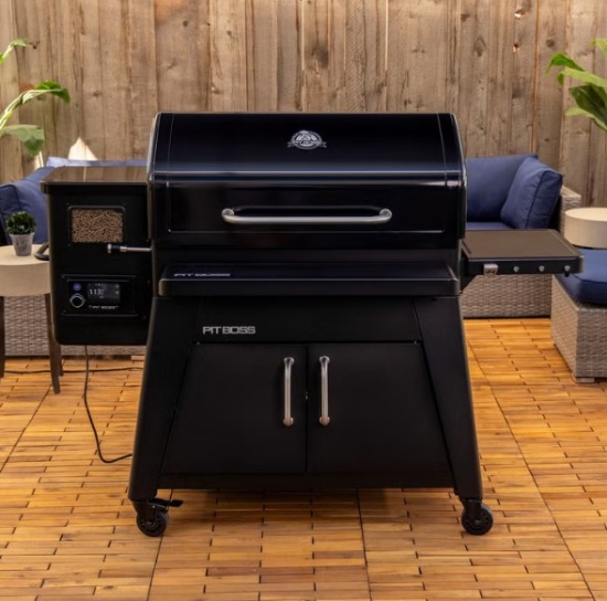 *PIT BOSS HERITAGE WOOD PELLET GRILL, RETAIL: $1,000