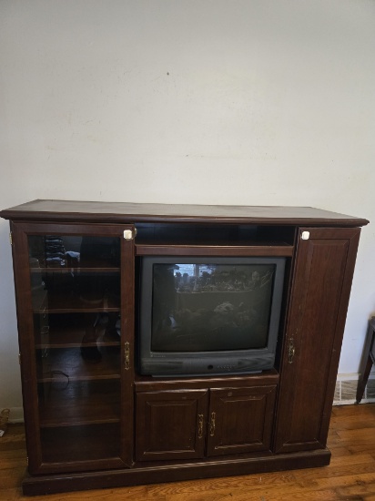 *ENTERTAINMENT CENTER (INCLUDES TV) ON WHEELS, 52.50"H X 60"W X 20"D