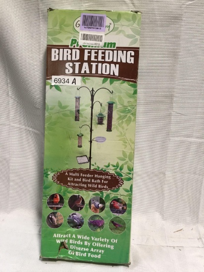 Premium...birds feeding station