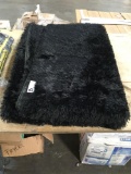 Fluffy black Rug