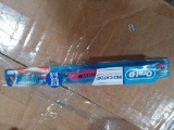Oral-B indicator contour clean toothbrush