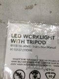 LED WORKLIGHT WITH TRIPOD