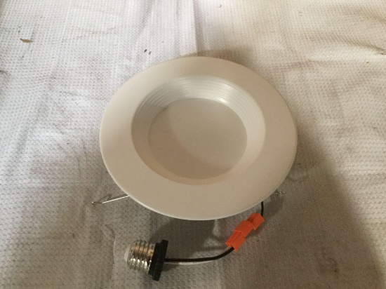 LED light fixture