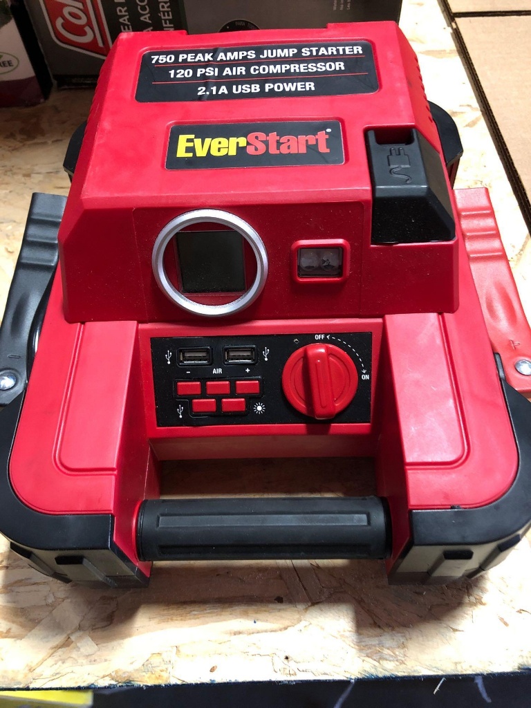 Everstart Jump Starter 750 Owner's Manual