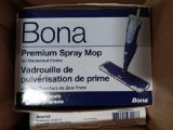 Bona Hardwood Spray Mop with 3 Microfiber Pads - Kit