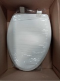 Child/Adult Built-in Potty Seat with Lift-Off Hinges