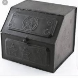 Black Star Metal Bread Box