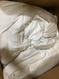 Mattress Topper / Comforter