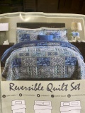 Newlake Reversible Quilt Set