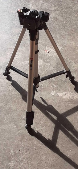 Ambico Tripod