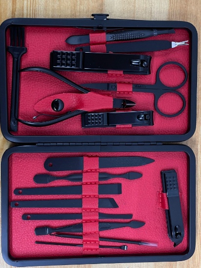 Manicure Pedicure Set for Men and Women (16pcs)