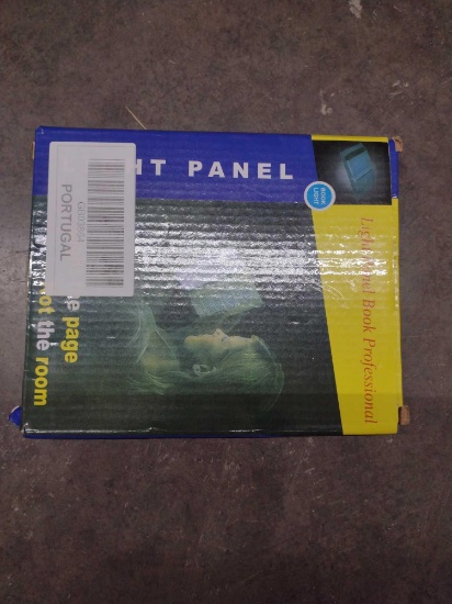 Flat Light for Reading