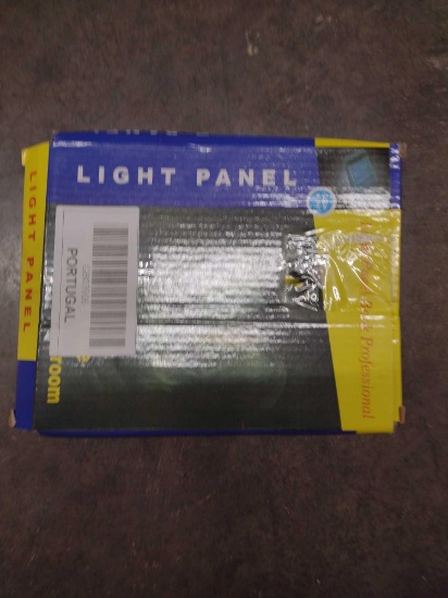Flat Light for Reading