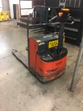 Electric pallet jack