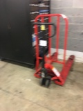 Pallet jack