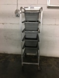 Produce lug cart with lugs