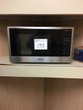 Microwave oven