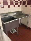 One compartment stainless sink with drainboard
