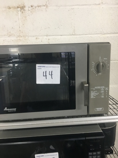 Amana Microwave Oven