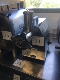 Globe grinder, Model CM 22