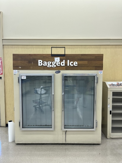 Two door Leer Ice merchandiser