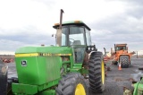 JD 4240 W/ SHOWING 2,888 HRS, QUAD RANGE, 18.4R38 REAR TIRES, HYD ASSIST