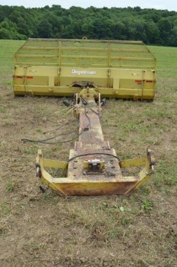 Degelman 4-way 12' silage blade, (comes off a 7000 Series Magnum tractor)