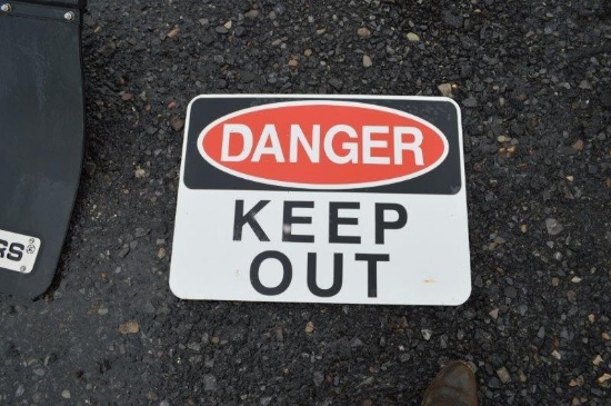 Danger keep out sign