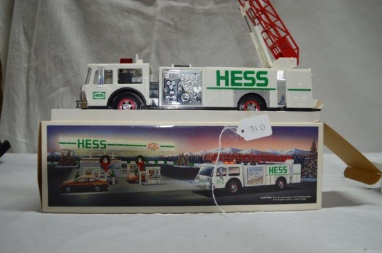 Hess fire truck bank w/ lights and sounds