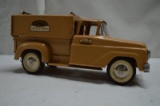 Tonka Sportsman pickup w/ dog