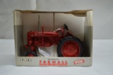 Farmall Super AV Highcrop tractor