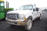 '04 Ford F-250 w/ 163,655 miles, 4wd, gas, Reading service body, electric fuel tank (Doesn't start)